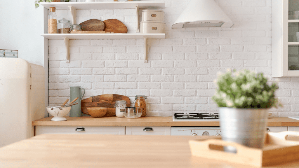 Kitchen Storage Ideas: Backsplash Shelves